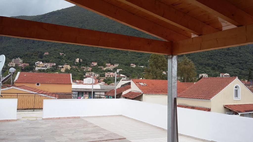 Marilena &