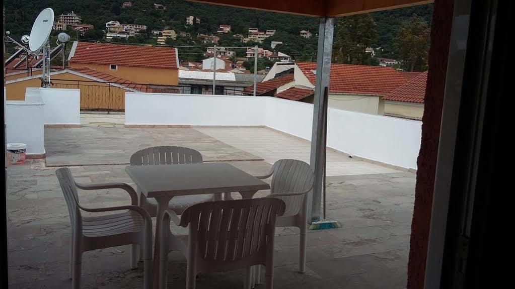 Apartament Marilena & *