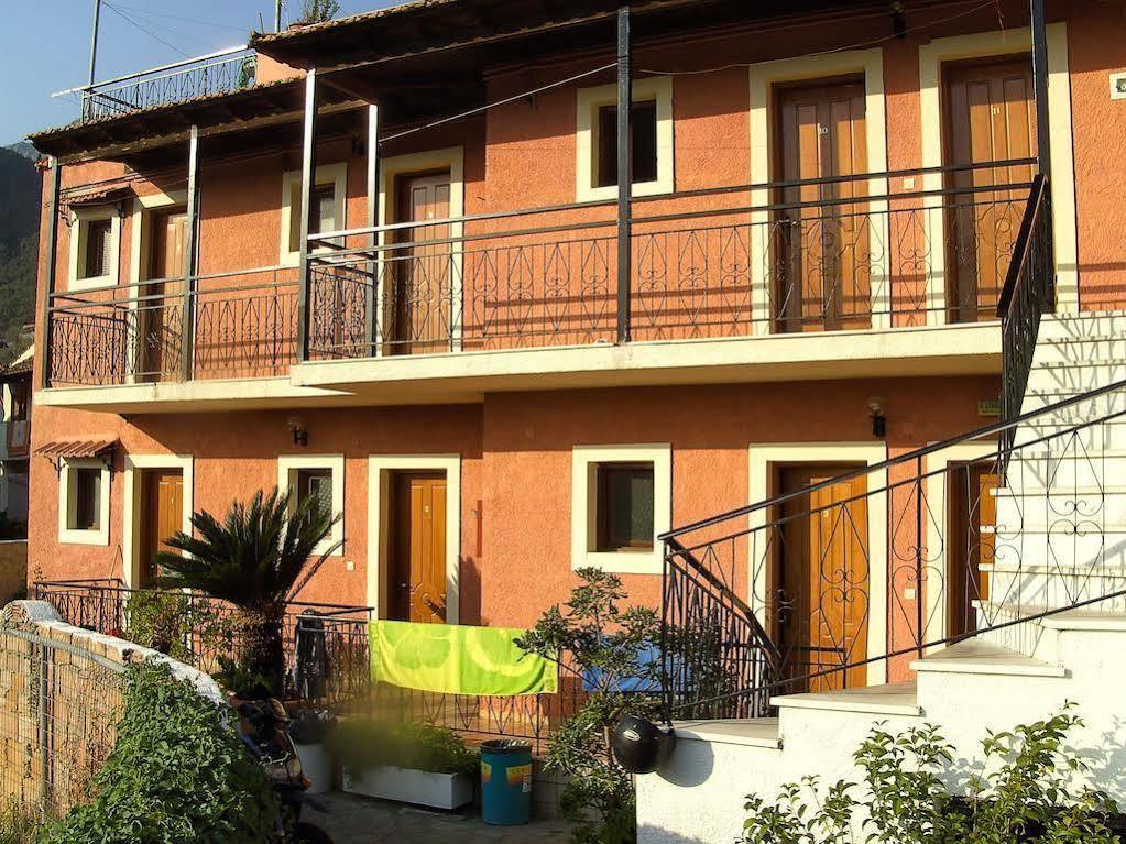 Apartament Marilena & *